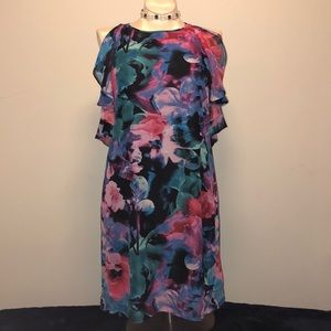 🐘Tahari Floral Print Dress